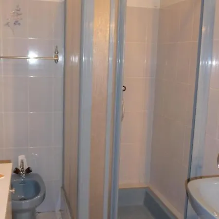 Familial A Avec Jardin Et Parking - Fr-1-616-390 *