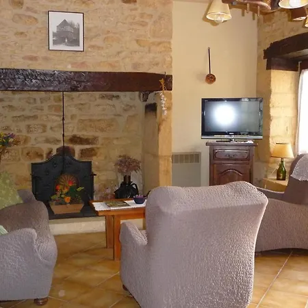 Maison A Proissans: Confort, Cour Close, Pres De Sarlat - Fr-1-616-390 * Proissans