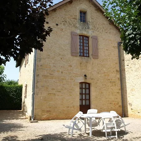 Maison A Proissans: Confort, Cour Close, Pres De Sarlat - Fr-1-616-390 * Proissans