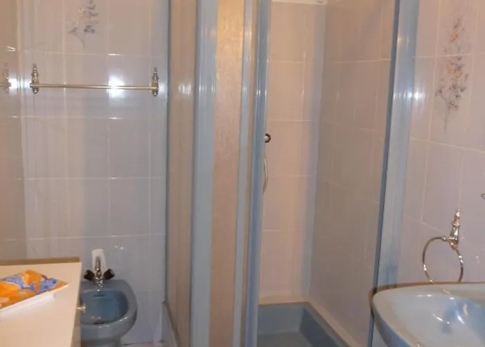 Familial A Avec Jardin Et Parking - Fr-1-616-390 *